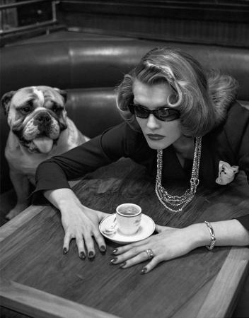 「ポメラート、ヘルムート・ニュートン&1980年代」ヘ 「ポメラート、ヘルムート・ニュートン&1980年代」ヘ