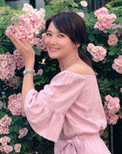 ブーストマーケティング株式会社、タレント肖像をサブ ブーストマーケティング株式会社、タレント肖像をサブ