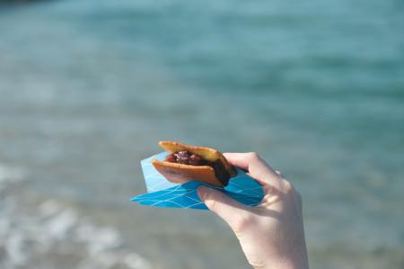 日本初のカリっと新食感の塩バターどら焼き「塩カリど 日本初のカリっと新食感の塩バターどら焼き「塩カリど