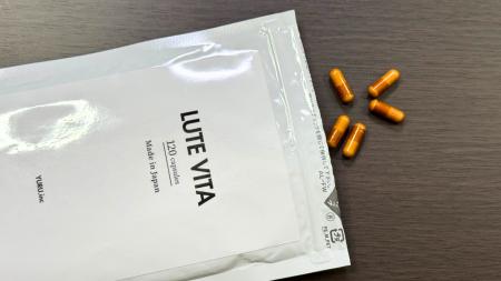 【ユーザーの約半数が定期購入】薬学博士が開発したル 【ユーザーの約半数が定期購入】薬学博士が開発したル