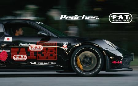 Peaches.、FAT International とのコラボポップアップ Peaches.、FAT International とのコラボポップアップ