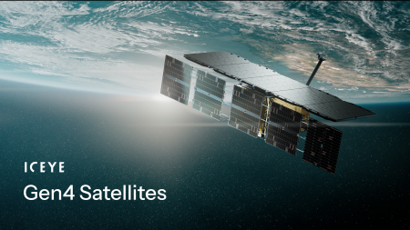 世界最大級の小型SAR衛星コンステレーションで防衛・ 世界最大級の小型SAR衛星コンステレーションで防衛・