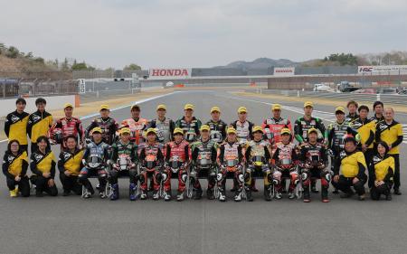 2026 年~2028 年シーズン ST1000 クラス ワンメイク 2026 年~2028 年シーズン ST1000 クラス ワンメイク