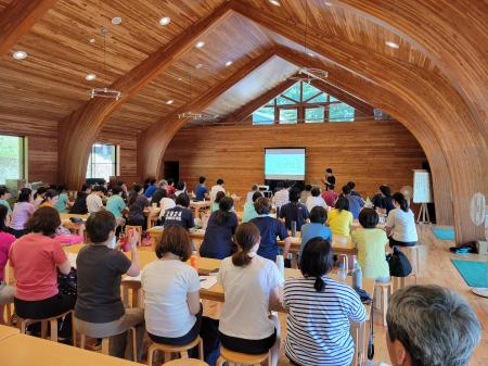 東洋英和女学院中学部高等部の先生方を対象とした研修 東洋英和女学院中学部高等部の先生方を対象とした研修