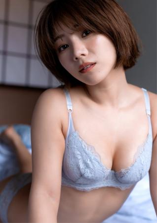 大川成美、8Kシネマカメラで捉えた“穏やかな魅力”をDV 大川成美、8Kシネマカメラで捉えた“穏やかな魅力”をDV