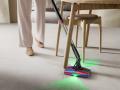 世界で最もスリム*¹なコードレス掃除機 Dyson Pencil 世界で最もスリム*¹なコードレス掃除機 Dyson Pencil
