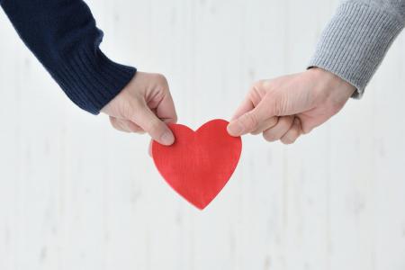 「年の差恋愛」は本当にアリ?ナシ? 464名の本音を徹 「年の差恋愛」は本当にアリ?ナシ? 464名の本音を徹