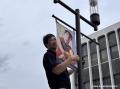 三遠ネオフェニックス、豊橋駅前にフラッグを掲げるた 三遠ネオフェニックス、豊橋駅前にフラッグを掲げるた