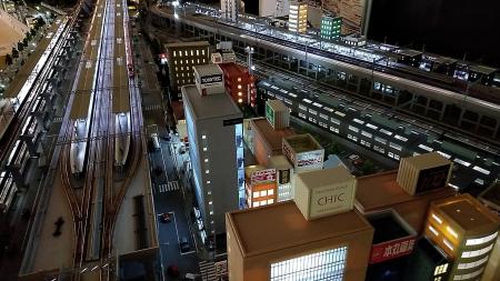 立命館大学とトミーテックが共同開発 無線給電で鉄道 立命館大学とトミーテックが共同開発 無線給電で鉄道