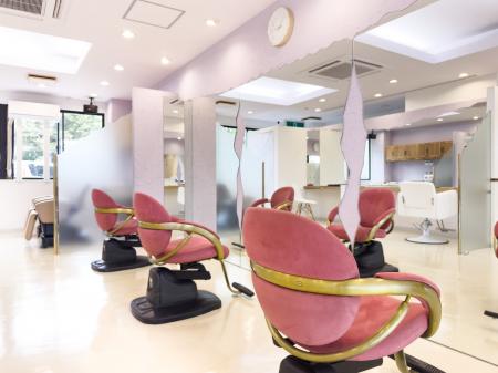 【全国拡大】“時短×低価格”で全国54店舗に!ヘアカラ 【全国拡大】“時短×低価格”で全国54店舗に!ヘアカラ