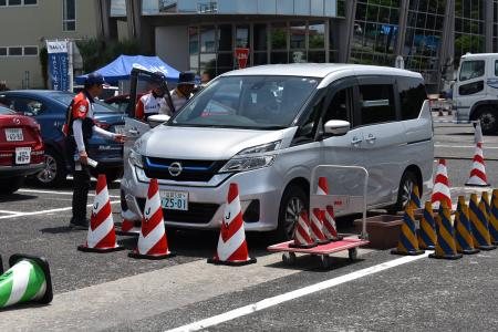 【JAF滋賀】「運転のクセ」と「身体能力の変化」を実 【JAF滋賀】「運転のクセ」と「身体能力の変化」を実