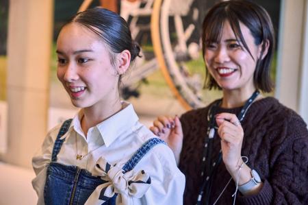 ジーユーが国際ガールズ・デーにあわせジョイセフと協 ジーユーが国際ガールズ・デーにあわせジョイセフと協