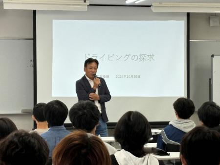 【専門学校 新潟国際自動車大学校】レース業界のレジ 【専門学校 新潟国際自動車大学校】レース業界のレジ