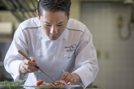 秋の味覚、白トリュフ・松茸を使った五感を刺激する特 秋の味覚、白トリュフ・松茸を使った五感を刺激する特