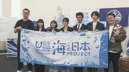 哲学対話のテーマは「自由」 少数精鋭で高度な哲学対 哲学対話のテーマは「自由」 少数精鋭で高度な哲学対