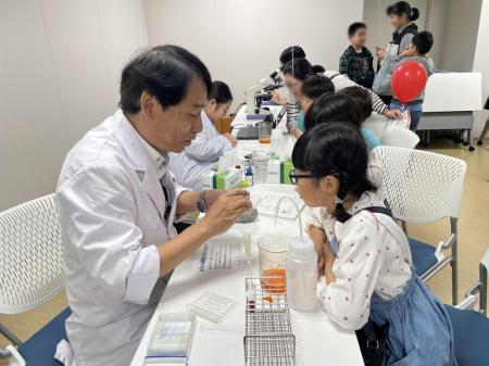 崇城大学教員による小・中学生向け 科学の祭典 utf-8 崇城大学教員による小・中学生向け 科学の祭典 utf-8
