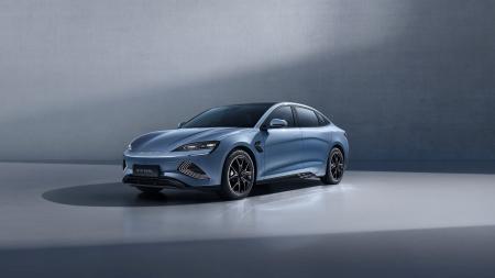 「BYD SEAL」、標準装備などのアップデートで走行性能 「BYD SEAL」、標準装備などのアップデートで走行性能