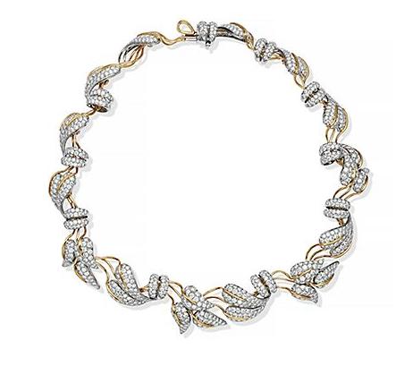 【TIFFANY & CO.】ミア・ゴスが『フランケンシュタイ 【TIFFANY & CO.】ミア・ゴスが『フランケンシュタイ