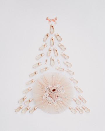 〈レペット〉トゥシューズのミニチュアオーナメントが 〈レペット〉トゥシューズのミニチュアオーナメントが