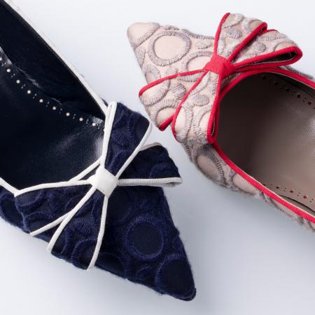 マノロ ブラニクより、ハプスブルクの気品を纏う、優 マノロ ブラニクより、ハプスブルクの気品を纏う、優