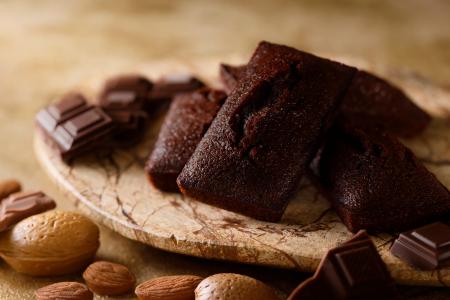 世界No.1パティシエ※×日本人カカオ生産者×大阪カカオ 世界No.1パティシエ※×日本人カカオ生産者×大阪カカオ