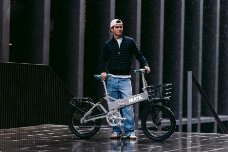 【MATE.BIKE】BROOKSのプレミアムレザーサドルとグリ 【MATE.BIKE】BROOKSのプレミアムレザーサドルとグリ
