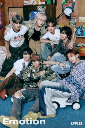 DKB、9thミニアルバム「Emotion」本日リリース DKB、9thミニアルバム「Emotion」本日リリース