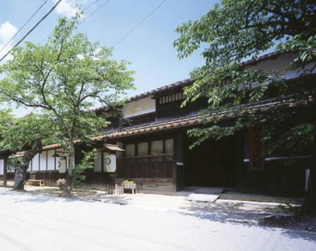 実物資産 × RWAで新たな運用を提案するZoomARTプロジ 実物資産 × RWAで新たな運用を提案するZoomARTプロジ