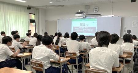 QO、京都橘高等学校で探究学習支援を実施 QO、京都橘高等学校で探究学習支援を実施