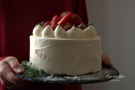 毎年即完売の「苺が主役のクリスマスケーキ」11月1日 毎年即完売の「苺が主役のクリスマスケーキ」11月1日