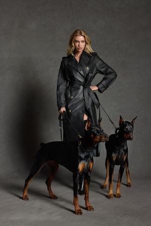 マッカージュ、マット・ボマーとステラ・マックスウェ マッカージュ、マット・ボマーとステラ・マックスウェ