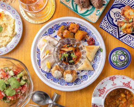 モロッコ料理店『ホップトリップ』が11月1日(土)utf-8 モロッコ料理店『ホップトリップ』が11月1日(土)utf-8