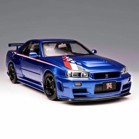 日産スカイライン GT-R (BNR34) の 1/18 スケールミニ 日産スカイライン GT-R (BNR34) の 1/18 スケールミニ
