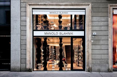 【マノロ ブラニク】ミラノに旗艦店をオープン 【マノロ ブラニク】ミラノに旗艦店をオープン