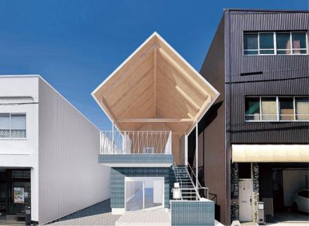 2025年11月1日、石川県七尾・一本杉通りに新たなutf-8 2025年11月1日、石川県七尾・一本杉通りに新たなutf-8