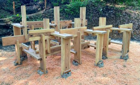 学生たちの手で“森にアートを”――自然と人をつなぐプロ 学生たちの手で“森にアートを”――自然と人をつなぐプロ