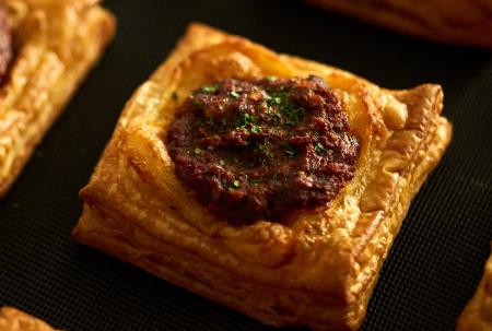 【ブランド初】RINGOのパイが、お腹を満たすメインデ 【ブランド初】RINGOのパイが、お腹を満たすメインデ