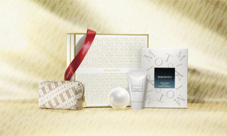 ジュエリーを纏う肌まで輝かせる「ミキモト ホリデー  ジュエリーを纏う肌まで輝かせる「ミキモト ホリデー
