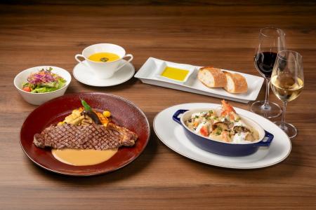 【明治記念館】東京・元赤坂に佇む明治記念館のラウン 【明治記念館】東京・元赤坂に佇む明治記念館のラウン