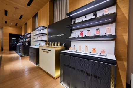 「SHISEIDO THE STORE」あなたに似合う香りが見つかる 「SHISEIDO THE STORE」あなたに似合う香りが見つかる