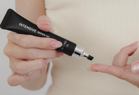 世界初※の美肌因子成分「レチニアミド発酵液」配合「 世界初※の美肌因子成分「レチニアミド発酵液」配合「