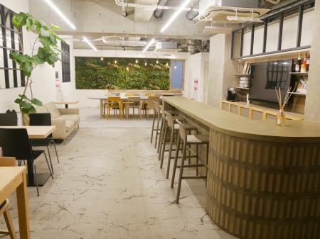 【三和エステート、本社オフィスをリニューアル】バー 【三和エステート、本社オフィスをリニューアル】バー