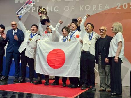 【歴史的快挙】スティールダーツ男子日本代表が世界の 【歴史的快挙】スティールダーツ男子日本代表が世界の