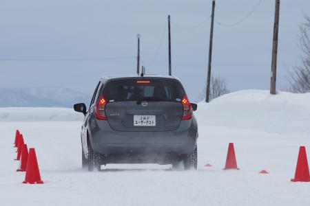 【JAF山形】移住希望者や移住者した方向けの雪道運転 【JAF山形】移住希望者や移住者した方向けの雪道運転