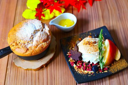 茶屋本陣 畔屋 “cafe KOMON 湖紋”季節限定「富士山紅 茶屋本陣 畔屋 “cafe KOMON 湖紋”季節限定「富士山紅