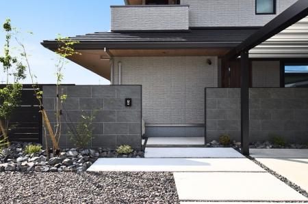 【三重県限定】その家は、家族の“聖域”であり、“砦”で 【三重県限定】その家は、家族の“聖域”であり、“砦”で