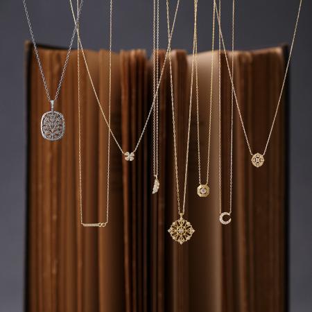 【アガット】煌めくダイヤモンドを基調とした、アガッ 【アガット】煌めくダイヤモンドを基調とした、アガッ