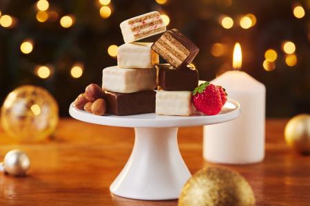 クリスマスを彩る贅沢な味わいのミルフィユ。「フラン クリスマスを彩る贅沢な味わいのミルフィユ。「フラン