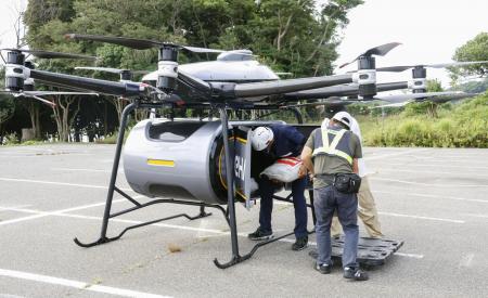 国内初、250kg級大型ドローン飛行の成功から空輸特化 国内初、250kg級大型ドローン飛行の成功から空輸特化