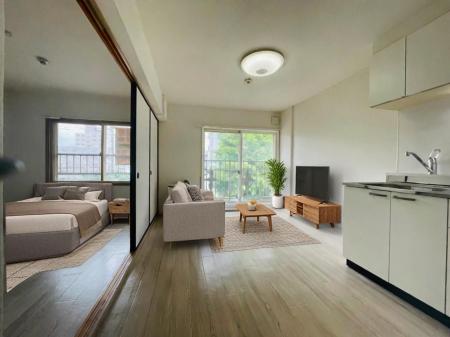 画像内の室内構図そのまま、業界最速30秒で家具を配置 画像内の室内構図そのまま、業界最速30秒で家具を配置